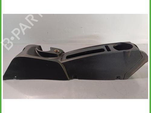 Used Middle console Middle console FIAT DOBLO Bus (263_) 1.6 D Multijet (263AXD1B, 263AXX1B) (105 hp) 40144362 40144362