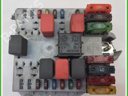 Used Fuse box Fuse box RENAULT CLIO II (BB_, CB_) 1.2 16V (BB05, BB0W, BB11, BB27, BB2T, BB2U, BB2V, CB05,... (75 hp) 40131735 40131735