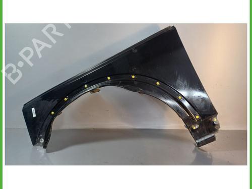 Used Left front fenders LAND ROVER DISCOVERY III (L319) 2.7 TD 4x4 (190 hp) 24359277