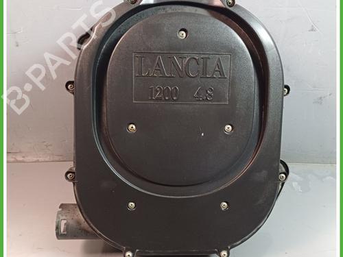 Used Air filter box LANCIA Y (840_) 1.2 (840AA, 840AF1A) (60 hp) 16556707
