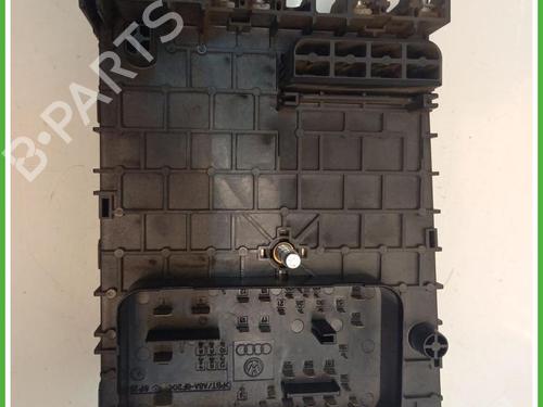 Fuse box VW PASSAT B6 (3C2) 1.4 TSI EcoFuel | BP40147192E1 - Image 5
