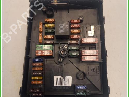 fuse-box-audi-a3-sportback-8pa-2004-2005-2006-2007-2008-2009-2010-2011-2012-2013-2014-2015-40074405 main image
