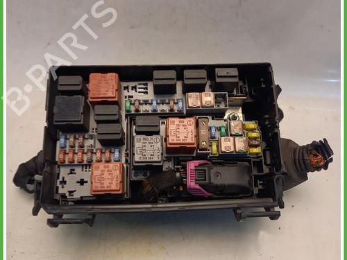 Used Fuse box Fuse box OPEL CORSA D (S07) 1.2 LPG (L08, L68) (80 hp) 40076394 40076394