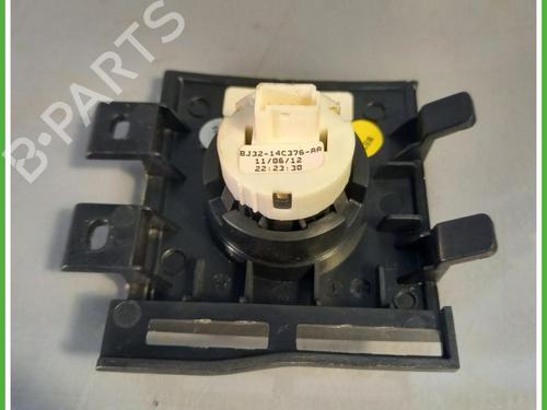 Left front window switch LAND ROVER RANGE ROVER EVOQUE (L538) 2.2 D 4x4 | BP40147575I27 - Image 2