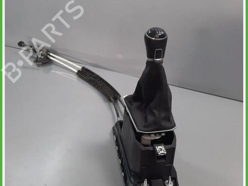 Used Gear lever Gear lever VW TIGUAN (AD1, AX1) 2.0 TDI 4motion (150 hp) 40132324 40132324