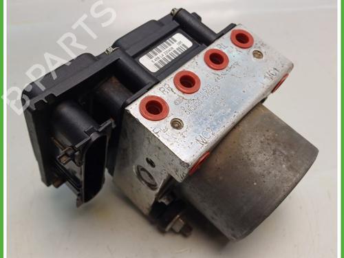 Used ABS pump TOYOTA AYGO (_B1_) 1.0 (KGB10_, KGB10R) (68 hp) 23332076