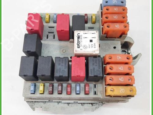 Used Fuse box Fuse box FIAT CROMA (194_) 1.9 D Multijet (194AXC1B, 194AXC12) (150 hp) 40134403 40134403