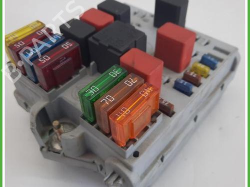 Fuse box SEAT LEON (1P1) 1.9 TDI | BP40132139E1 - Image 5