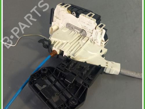 Used Front left lock MERCEDES-BENZ A-CLASS (W176) A 180 (176.042) (122 hp) 30169408