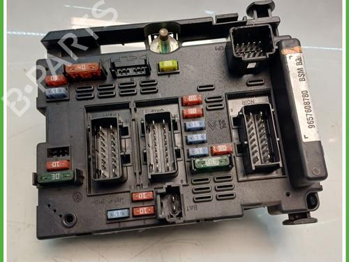 Used Fuse box PEUGEOT 206 Hatchback (2A/C) 1.4 HDi eco 70 (68 hp) 31013014