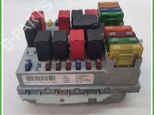 Fuse box LANCIA YPSILON (843_) 1.3 JTD (843.AXD11, 843.AXD1A) | BP40134932E1 - Image 3