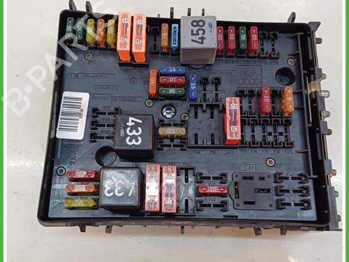 Used Fuse box Fuse box AUDI A3 (8P1) 2.0 TDI 16V (140 hp) 40137268 40137268