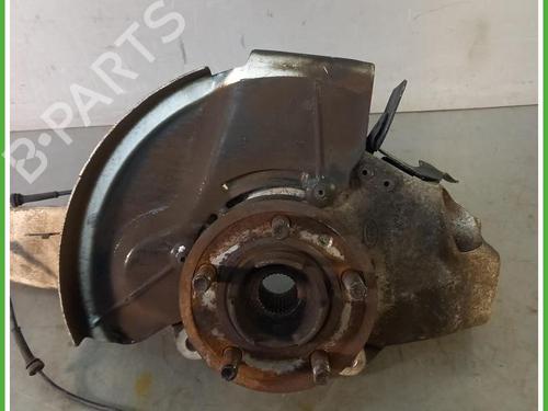 Used Right front steering knuckle Right front steering knuckle LAND ROVER RANGE ROVER SPORT II (L494) 3.0 SDV6 4x4 (249 hp) 40075378 40075378