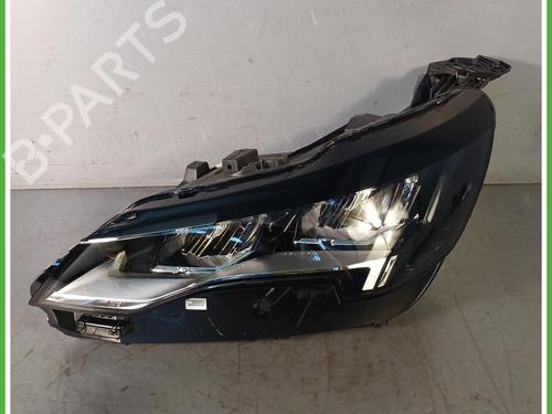 Used Left headlight Left headlight PEUGEOT 3008 II SUV (MC_, MR_, MJ_, M4_) 1.2 THP/ PureTech 130 (MRHNSM, MRHNSU, MRHNSJ, MRHNYW,... (131 hp) 40072699 40072699