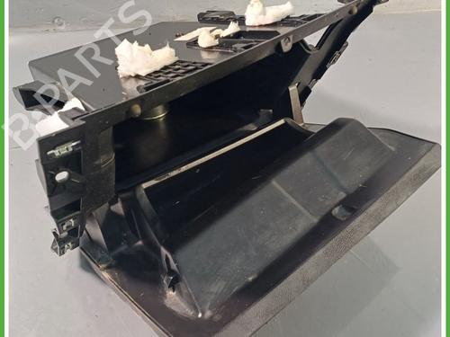 Glove box RENAULT CLIO V (B7_) 1.6 E-TECH 140 (B7MU) | BP21681599C95 