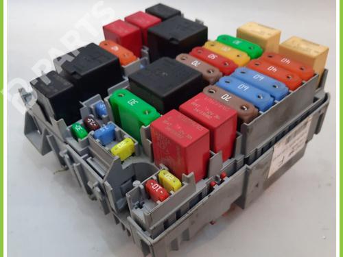Fuse box FIAT 500L (351_, 352_) 1.3 D Multijet (199.LYM11, 199.LYM1A) | BP11370182E1 