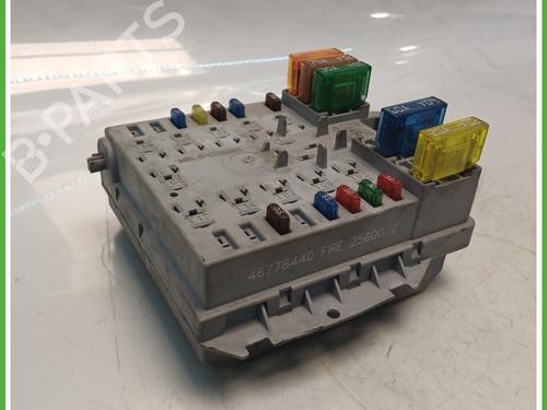 Fuse box FIAT PUNTO (188_) 1.2 60 (188.030, .050, .130, .150, .230, .250) | BP30962162E1