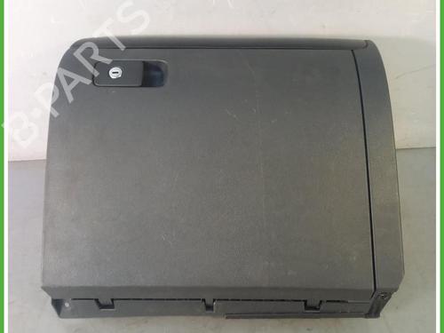 Used Glove box Glove box VW JETTA IV (162, 163, AV3, AV2) 1.6 TDI (105 hp) 40073365 40073365