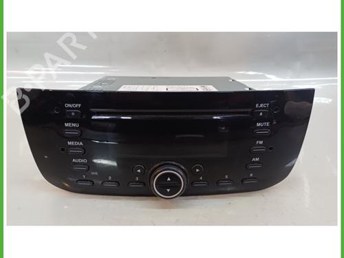 Used Radio FIAT PUNTO EVO (199_) 1.4 Natural Power (78 hp) 15670196