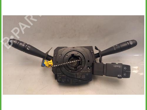 Used Switch Switch DACIA DUSTER (HS_) 1.5 dCi 4x4 (HSMC, HSMD) (110 hp) 40076188 40076188