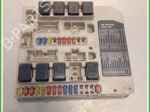 Used Fuse box Fuse box NISSAN MICRA III (K12) 1.2 16V (80 hp) 40073504 40073504