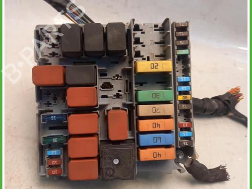 fuse-box-fiat-500-312_-2007-40075402 main image