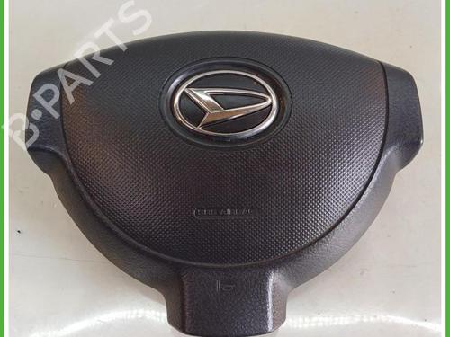 Used Driver airbag Driver airbag DAIHATSU SIRION (M3_) 1.3 (M301) (87 hp) 40136455 40136455