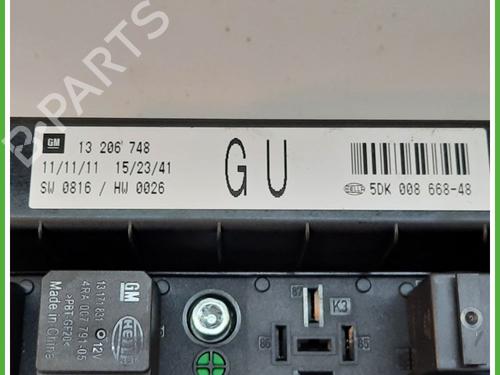 Fuse box OPEL ZAFIRA / ZAFIRA FAMILY B (A05) 1.6 CNG Turbo (M75) | BP13038151E1 