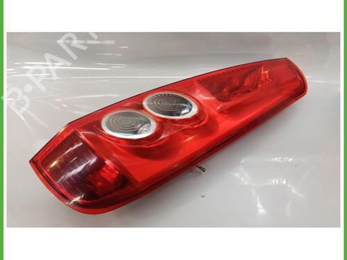 Used Right taillight FORD FIESTA V (JH_, JD_) 1.25 16V (75 hp) 17974470