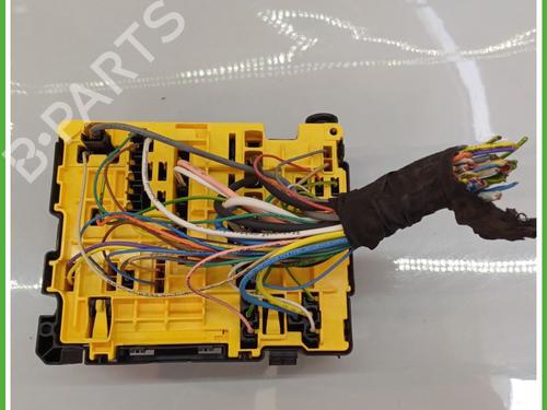 Fuse box PEUGEOT 208 I (CA_, CC_) 1.2 VTI 82 | BP17737547E1 