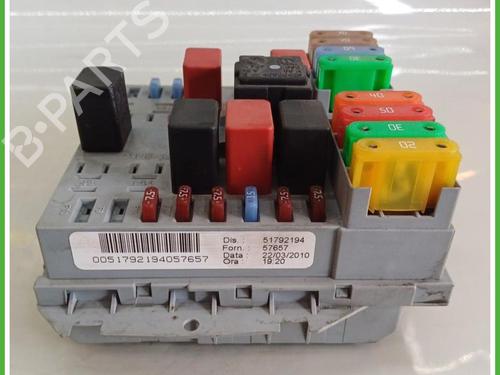 Fuse box LANCIA YPSILON (843_) 1.2 (843.AXA1A) | BP40141981E1 - Image 2