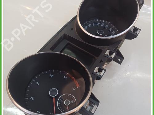 Instrument cluster VW GOLF VI (5K1) 2.0 TDI | BP16451038C47 