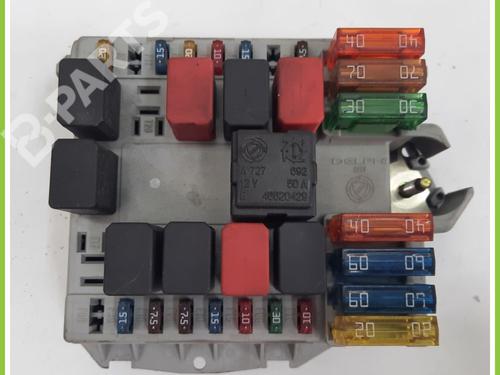 Zekeringkast FIAT PUNTO (188_) 1.3 JTD 16V (70 hp) 11369458
