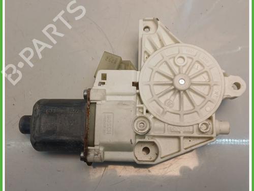 Right front window motor MERCEDES-BENZ C-CLASS (W204) C 220 CDI (204.008) | BP28083689E20 