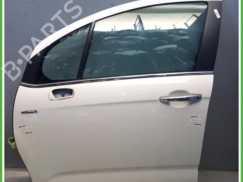Used Left front door Left front door CITROËN C3 II (SC_) 1.2 VTi 82 (82 hp) 40074584 40074584