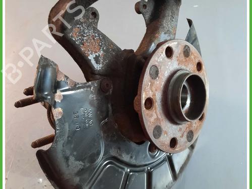 Used Left front steering knuckle VW GOLF VI (5K1) 1.6 (102 hp) 13927570