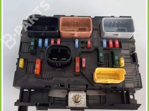 Used Fuse box CITROËN C3 I (FC_, FN_) 1.1 i (60 hp) 11368648