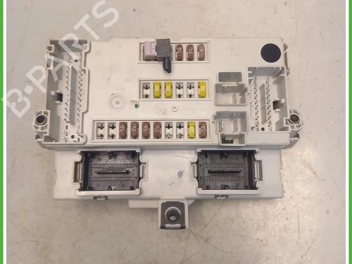 Used Fuse box Fuse box FIAT 500L (351_, 352_) 1.4 (199LYB1B) (95 hp) 40074844 40074844