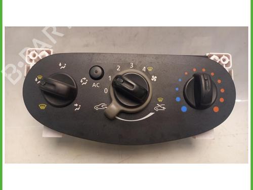 climate-control-dacia-duster-hs_-2010-2011-2012-2013-2014-2015-2016-2017-2018-40076167 main image