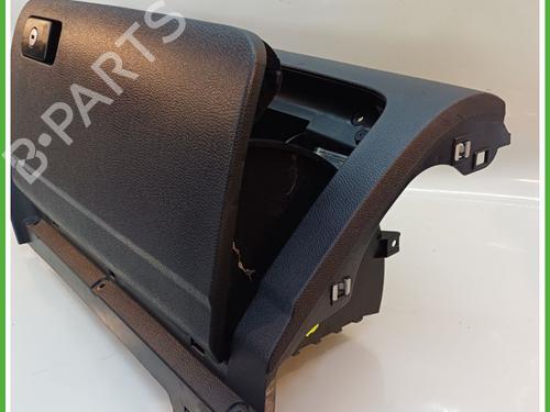 Glove box VW GOLF VI (5K1) 2.0 TDI | BP16708747C95 