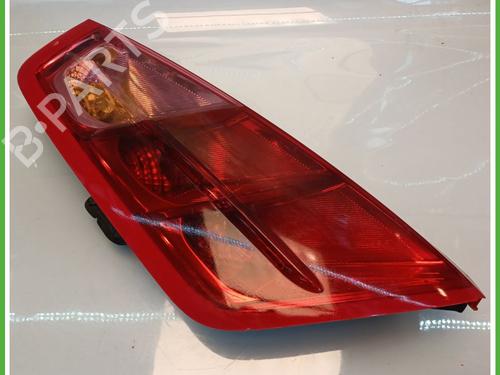 Used Left taillight FIAT GRANDE PUNTO (199_) 1.3 D Multijet (199.AXD11, 199.AXD1A, 199.AXD1B,... (90 hp) 27409753