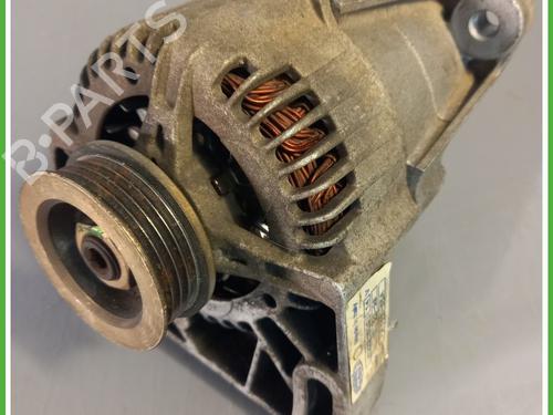 Used Alternator FIAT PUNTO (176_) 55 1.1 (54 hp) 30483153