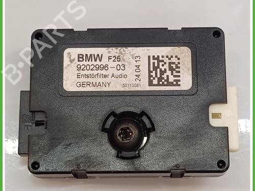 Sistema audio BMW X3 (F25) xDrive 20 d (184 hp) 17733999