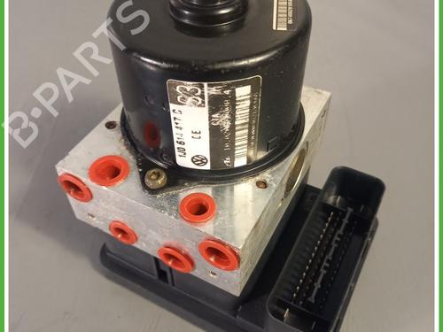 ABS Bremseaggregat VW BORA Variant (1J6) 1.9 TDI 4motion (115 hp) 30483191
