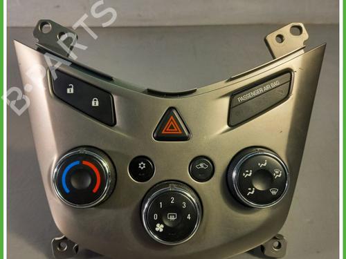 Used Climate control CHEVROLET AVEO Hatchback (T300) 1.2 (86 hp) 30560588