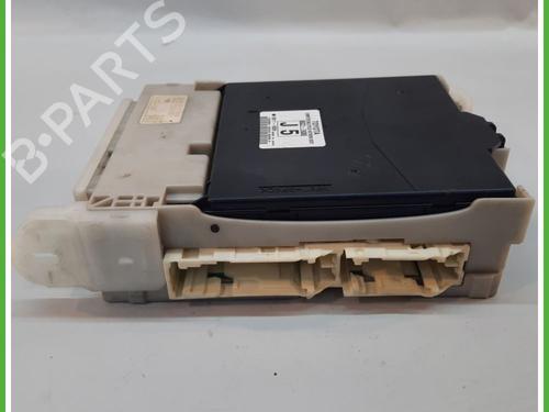 Fuse box TOYOTA IQ (_J1_) 1.0 (KGJ10_, KGJ10R) | BP13419363E1