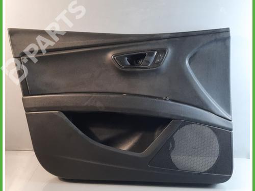 Forra da porta frente esquerda SEAT LEON (5F1) 1.6 TDI (110 hp) 5F4867011AVDI