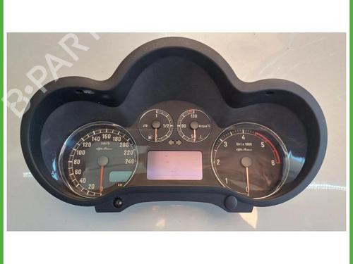 Used Instrument cluster Instrument cluster ALFA ROMEO 147 (937_) 1.9 JTDM 8V (937.AXD1A, 937.AXU1A, 937.BXU1A) (120 hp) 40146817 40146817