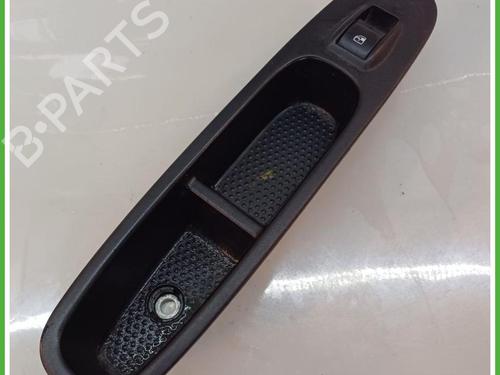 right-front-window-switch-lancia-ypsilon-312_-2011-40138787 main image