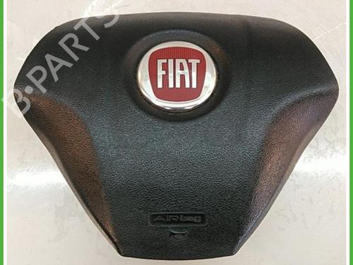 Used Driver airbag Driver airbag FIAT PUNTO Hatchback Van (199_) 1.3 D Multijet (75 hp) 40136006 40136006